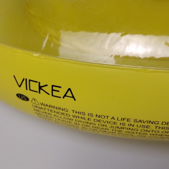 Pineapple Pool Float🍍 - Picture 7 of 7